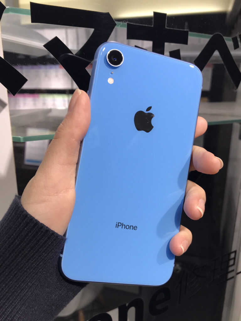 iphone iphoneXR 買取　新品　未開封　査定　買取　査定　川崎　スマホ　128GB　ブルー　残債　分割　綺麗　減額　満足　iPhone修理工房　川崎日航店　日航ホテル　買取　買取クイック　docomo Softbank　KDDI　au　中古品　黒点　傷　カメラモード　写真　レンズ　サービス　バッテリー　劣化　美品