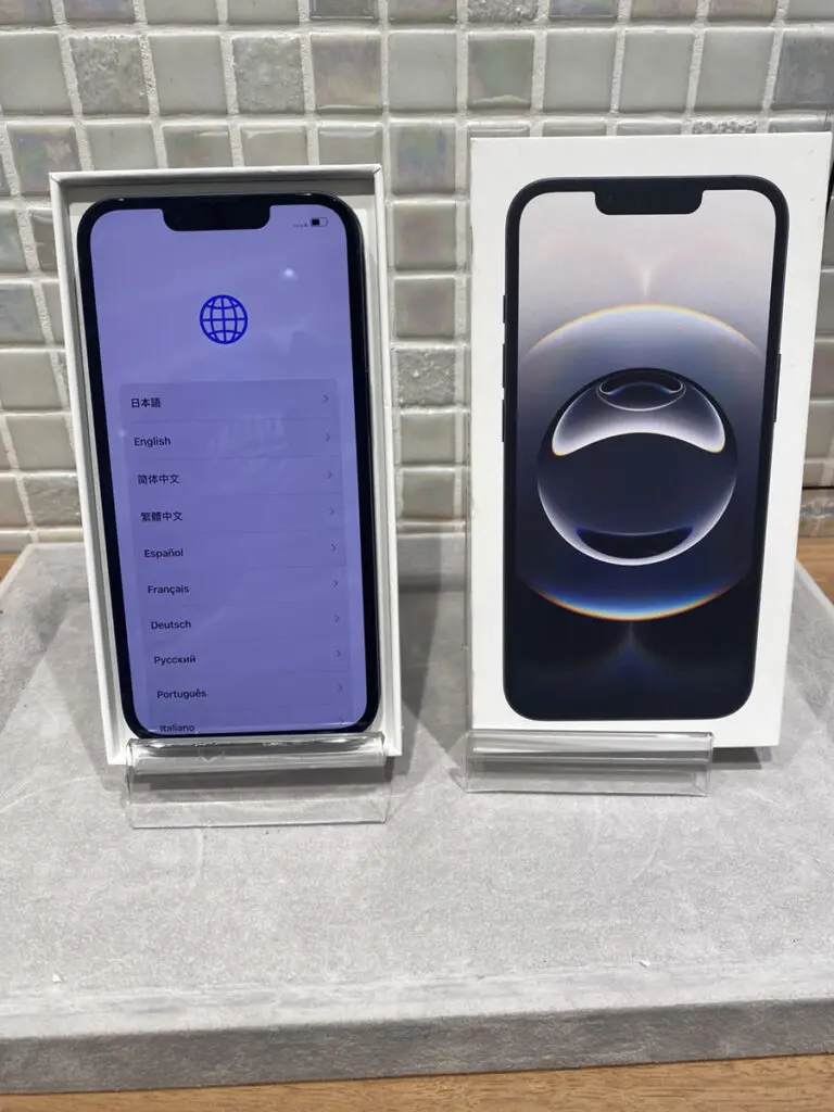 メーカー直売 - 人気ランキング iPhone16e 128GB 箱付属品有【錦糸町 本体傷有 中古 利用判定ー 青年漫画