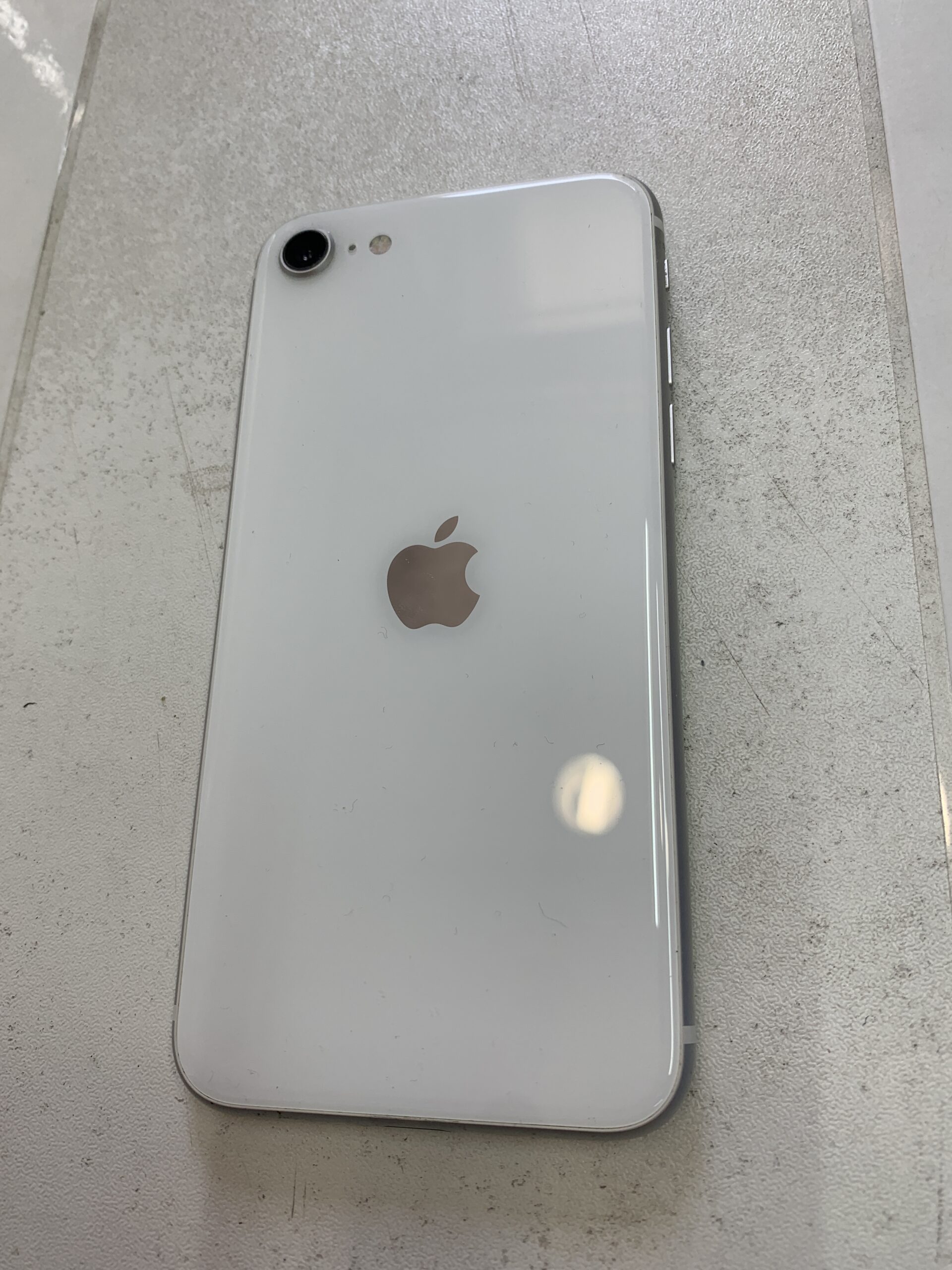 iPhone SE2 128GB 買取実績報告【練馬店】