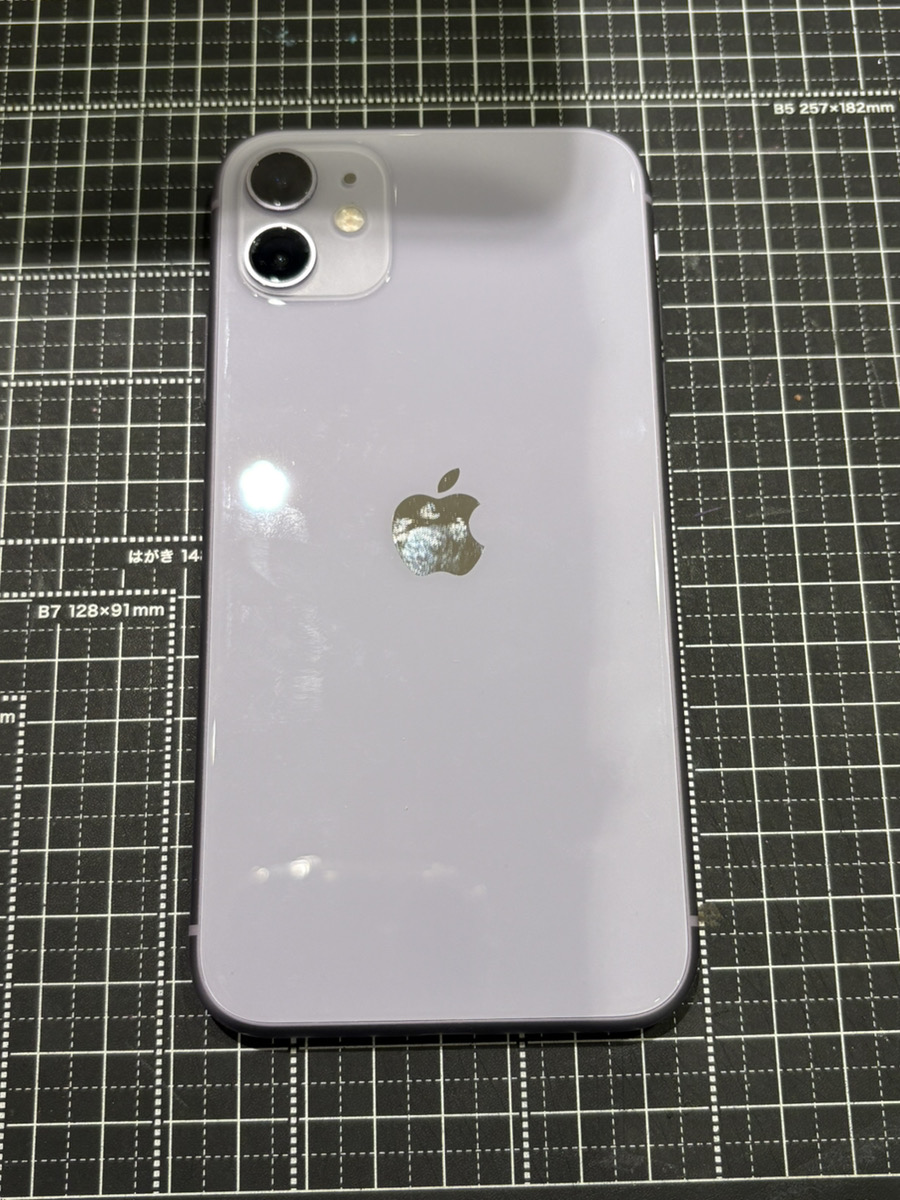 iPhone11 128GB 中古 本体のみ au○【COCO東急プラザ蒲田店】