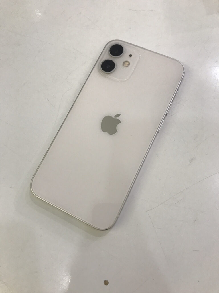 iphone iphone12mini 買取　新品　未開封　査定　買取　査定　川崎　スマホ　128GB　ブルー　グラファイト　パープル　シルバー　ホワイト　残債　分割　綺麗　減額　満足　iPhone修理工房　川崎日航店　日航ホテル　買取　買取クイック　docomo Softbank　KDDI　au　中古品　黒点　傷　カメラモード　写真　レンズ　サービス　バッテリー　劣化　美品　ケース跡