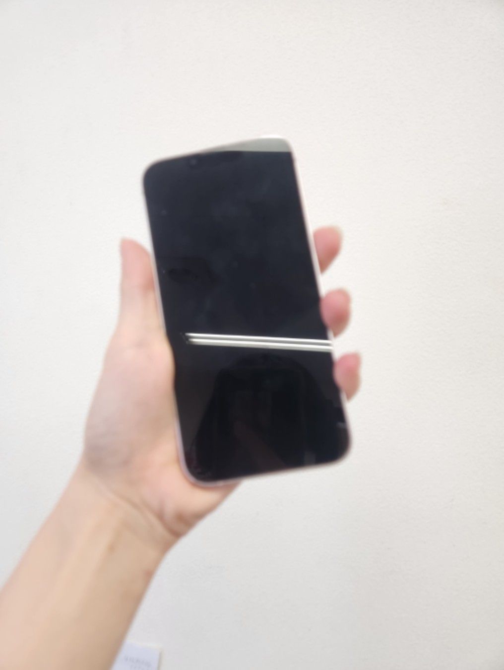 iPhone13 128GB ピンク SB△ 中古 本体のみ 【新宿南口店】