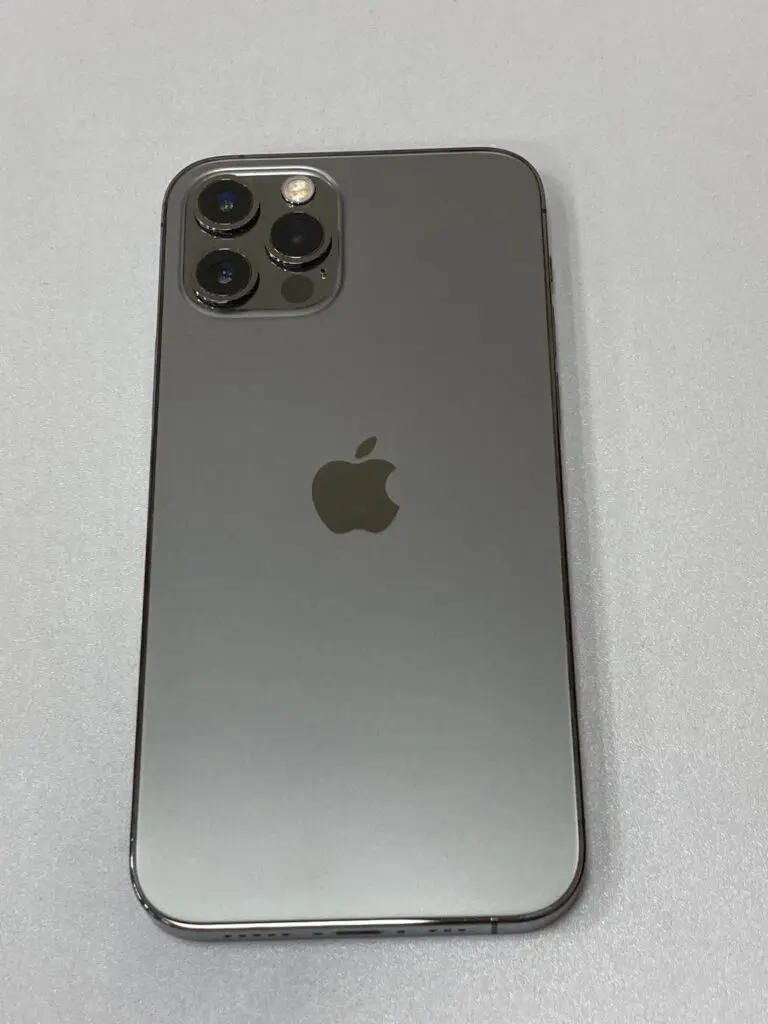 iPhone12Pro 256GB グラファイト 中古 docomo○ SIMロックなし