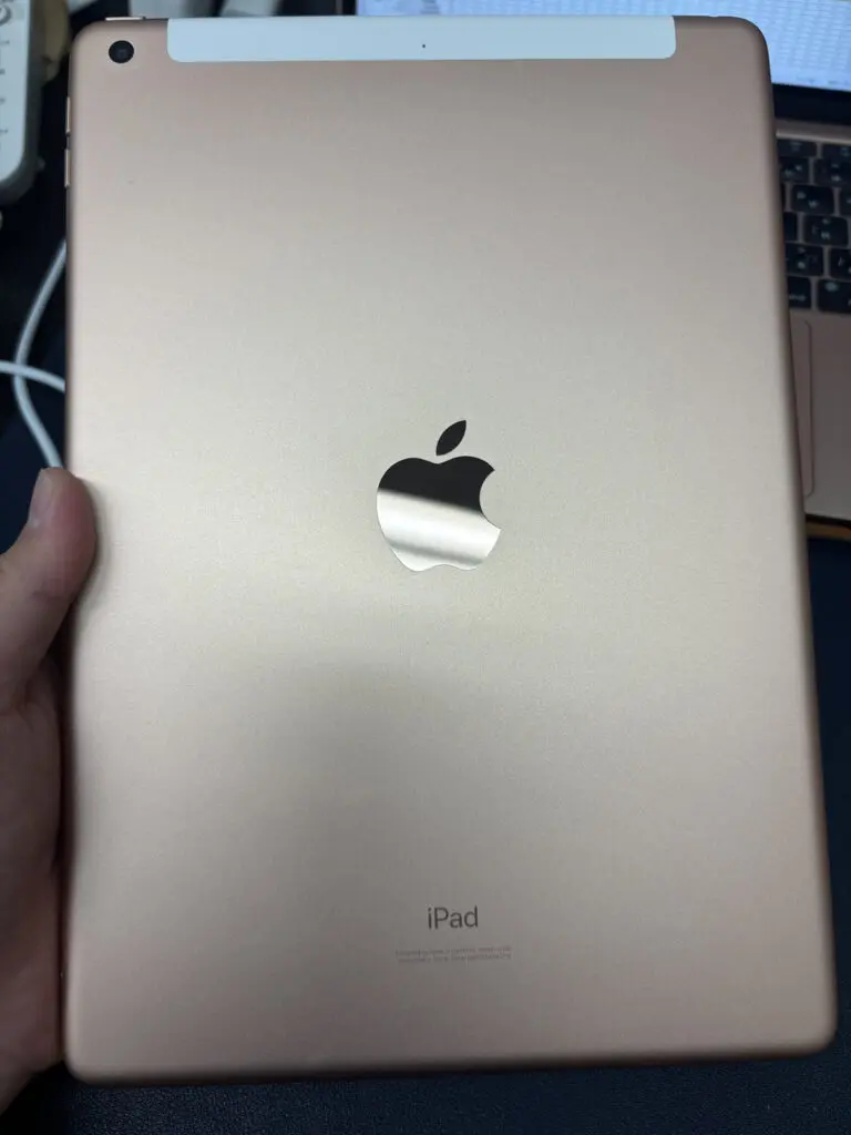 Apple iPad ゴールド 本体 第7世代 32GB 中古 iPad 第7世代 32GB ゴールド SB ◯ 中古 本体のみ 【新宿南口店