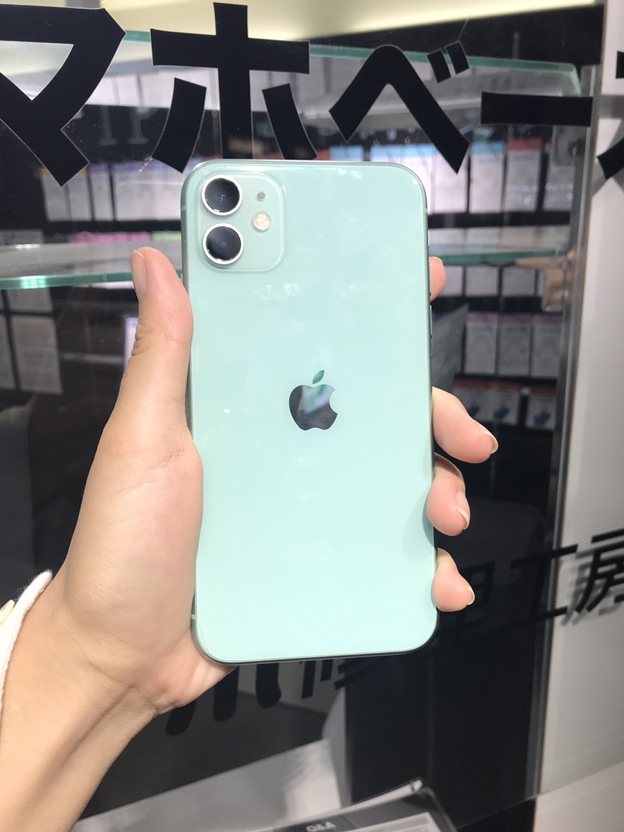iPhone11 GB 中古品 グリーン 本体のみ docomo【川崎店】