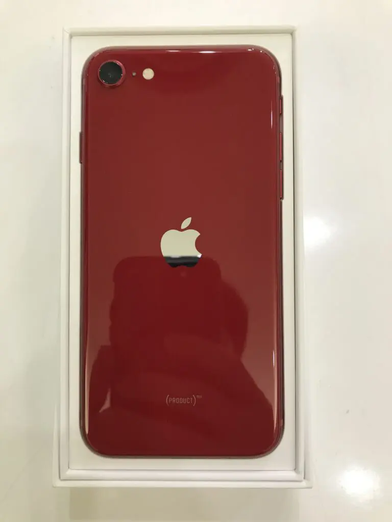 iPhoneSE3 64GB 中古箱あり docomo○【川崎店】 - スマホ