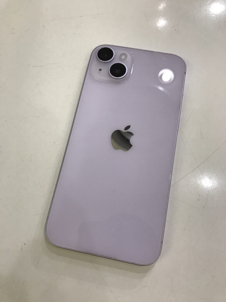 iphone iphone14Plus 買取　新品　未開封　査定　買取　査定　川崎　スマホ　128GB　ブルー　グラファイト　パープル　シルバー　ホワイト　グリーン　残債　分割　綺麗　減額　満足　iPhone修理工房　川崎日航店　日航ホテル　買取　買取クイック　docomo Softbank　KDDI　au　中古品　黒点　傷　カメラモード　写真　レンズ　サービス　バッテリー　劣化　美品　ケース跡