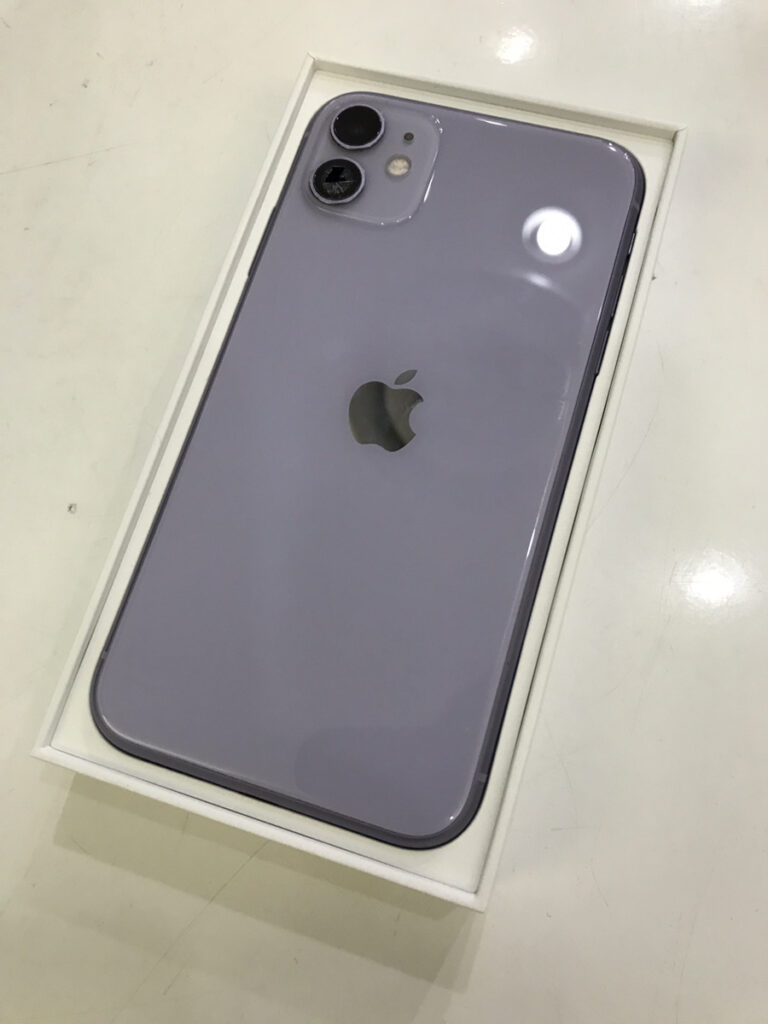 iphone iphone11 買取　新品　未開封　査定　買取　査定　川崎　スマホ　64GB　ブルー　グラファイト　パープル　シルバー　ホワイト　グリーン　残債　分割　綺麗　減額　満足　iPhone修理工房　川崎日航店　日航ホテル　買取　買取クイック　docomo Softbank　KDDI　au　中古品　黒点　傷　カメラモード　写真　レンズ　サービス　バッテリー　劣化　美品　ケース跡