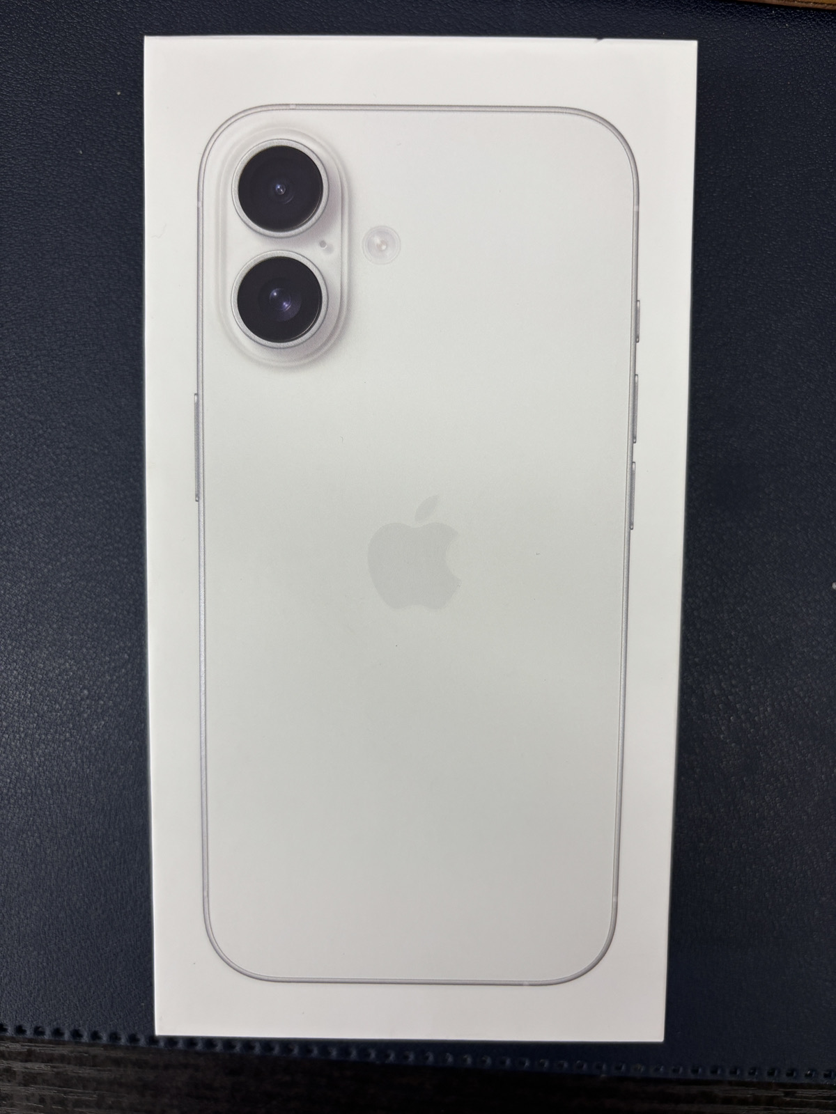 iPhone16 128GB ホワイト SIMフリー 新品未開封 【新宿南口店】