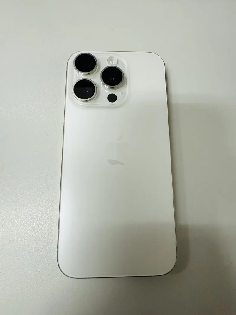 iPhone15Pro 1TB AppleSIMfree white 中古品 【所沢店】