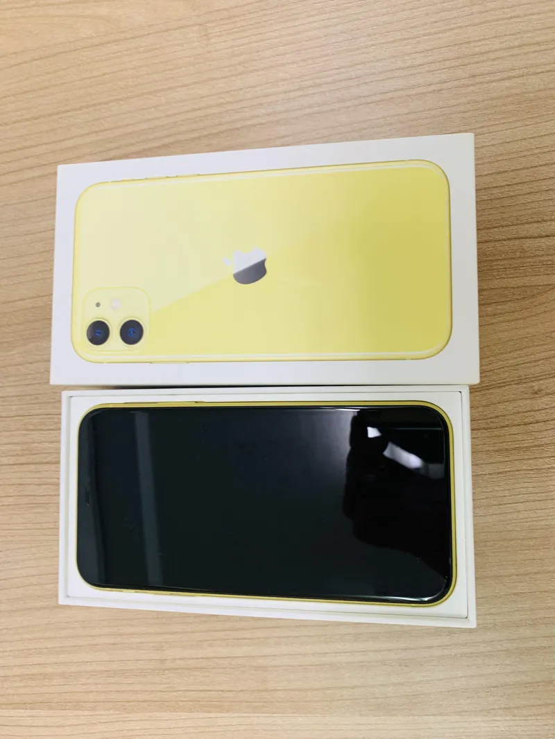 iPhone11 64GB Softbank 〇 中古美品 バッテリー78％【所沢店】