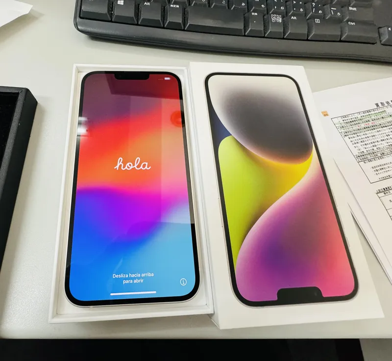 iPhone14Plus 256GB AppleSIMfree starlight 中古美品 【所沢店】