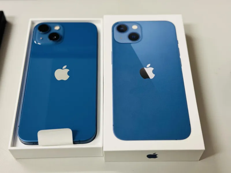 iPhone13 128GB AppleSIMフリー 中古美品 【所沢店】