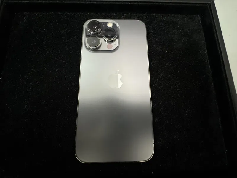 iPhone13Pro 256GB Graphite docomo 中古品 【所沢店】