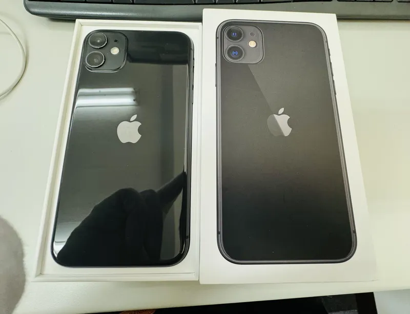 iPhone11 128GB au black 中古美品 【所沢店】