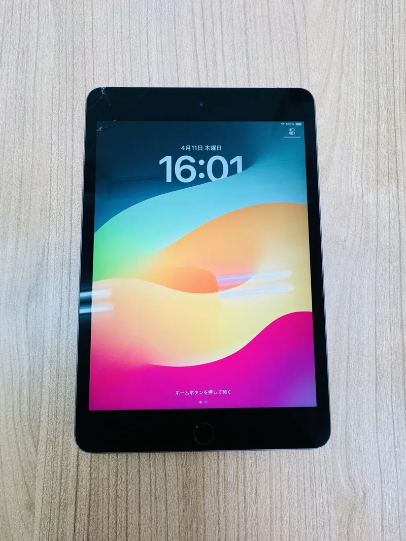 iPadmini(第五世代) 64GB gray au 中古品 【所沢店】