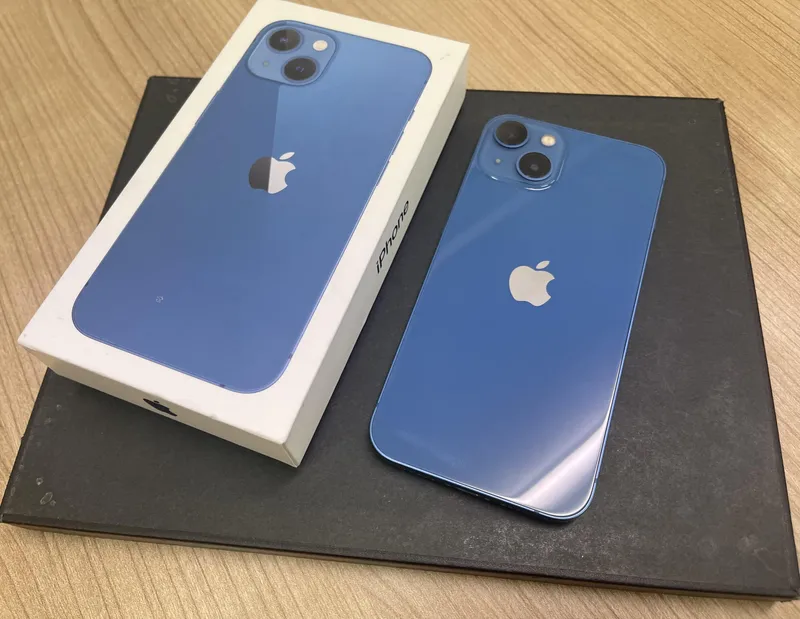 iPhone13 128GB ドコモ〇 中古品【所沢店】