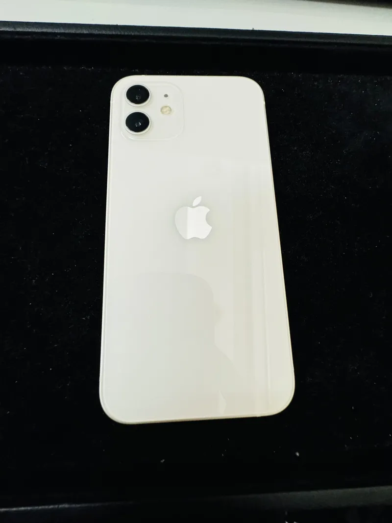 iPhone12 64GB white Softbank 中古美品 【所沢店】