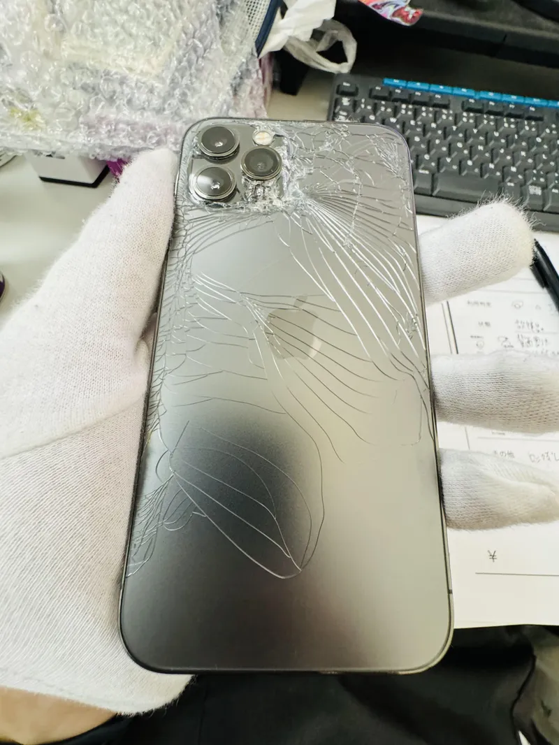 iPhone12Pro 256GB グレー Softbank 中古品 背面割れ 〇 【所沢店】