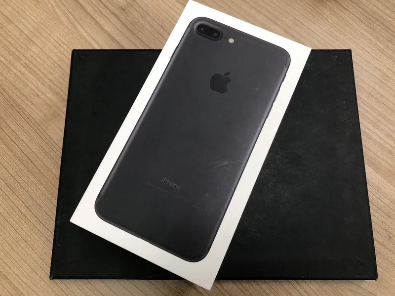 iPhone7Plus 128GB au SIMロック解除済み 中古品【所沢店】