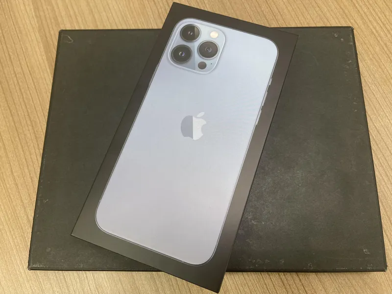 iPhone13ProMAX 256GB ドコモ〇 中古美品【所沢店】