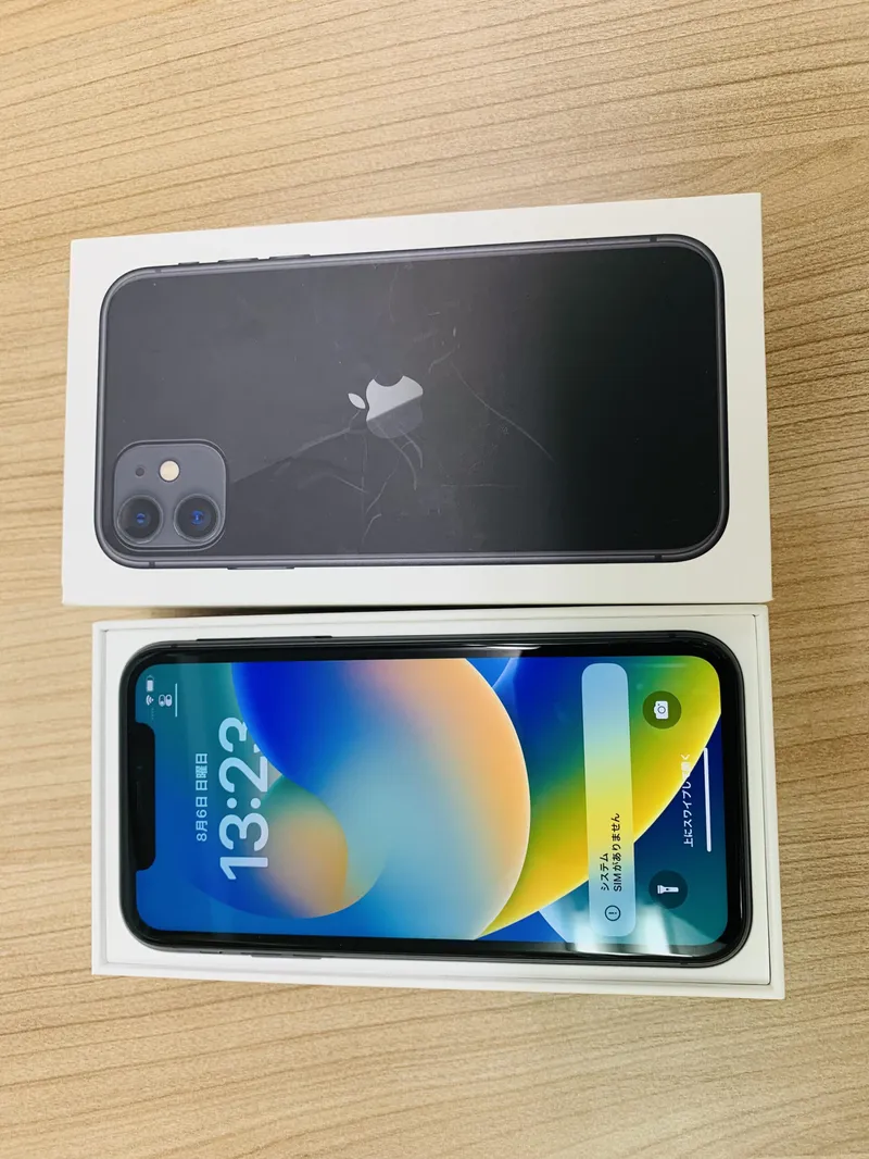 iPhone11 64GB Softbank 〇 中古美品 【所沢店】
