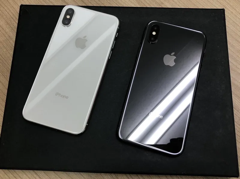 iPhoneX 64GB AppleSIMフリー 中古品×2台【所沢店】