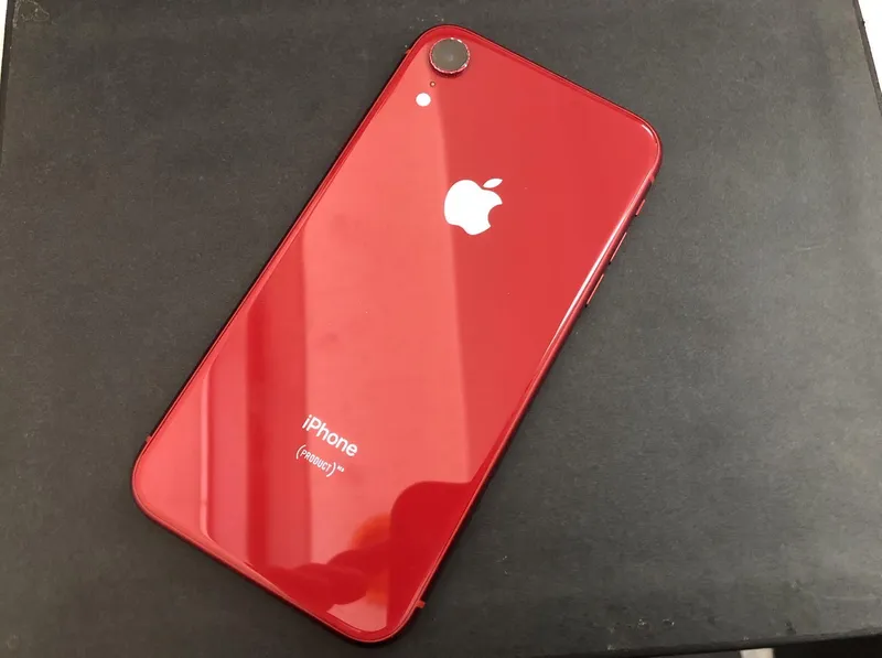 iPhoneXr 64GB au〇 SIMロック解除済み 中古品【所沢店】