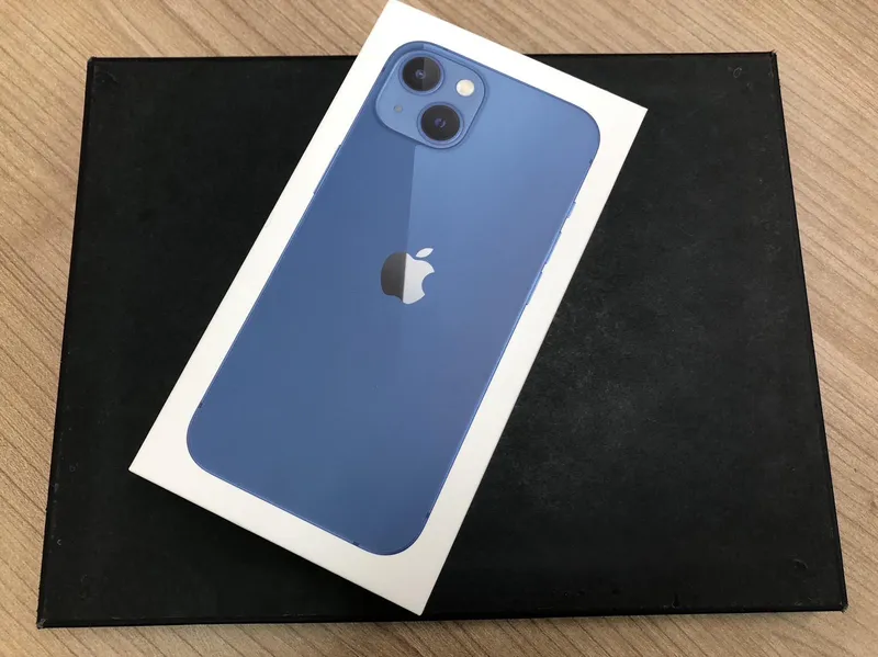 iPhone13 128GB au ネットワーク利用制限○ 中古美品【所沢店】