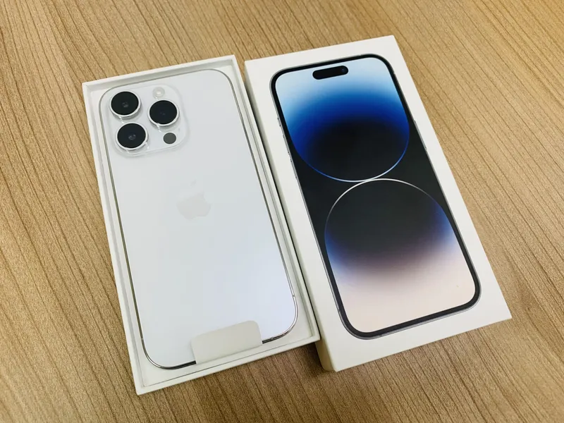 iPhone14Pro 128GB au 新品開封品 利用制限〇