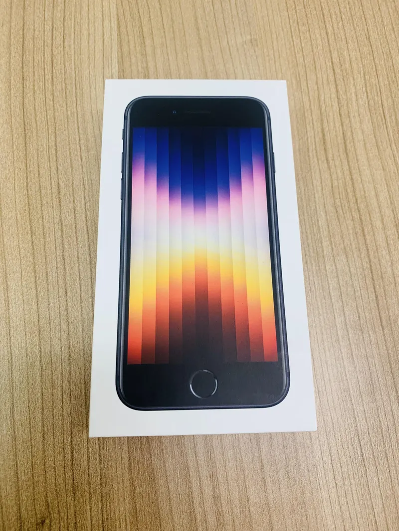 iPhoneSE3 128GB SIMフリー 新品未開封