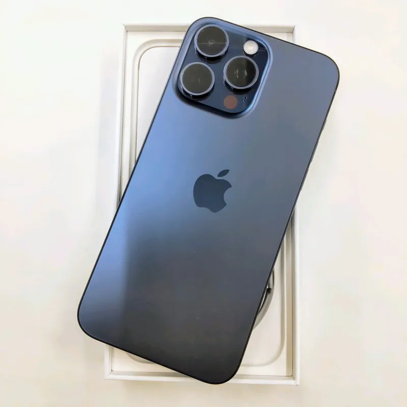 iPhone15ProMax 256GB（Aランク）