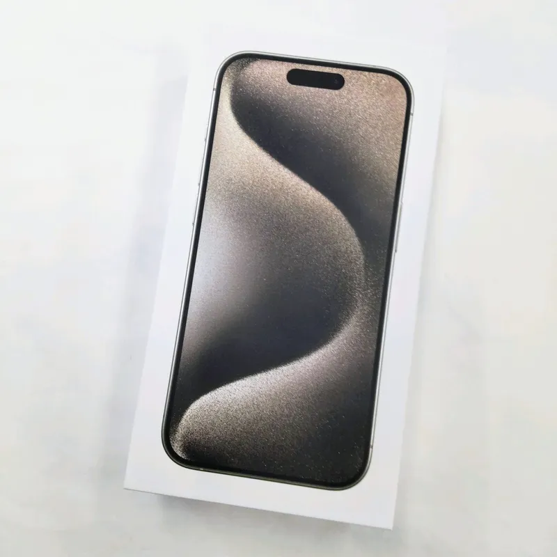 iPhone15Pro 512GB（Sランク）