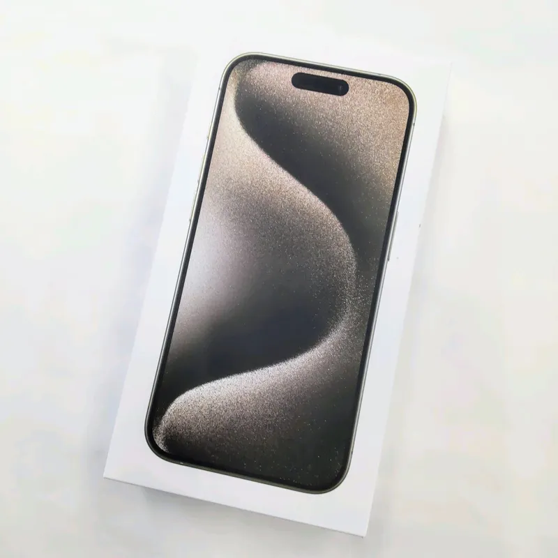 iPhone15Pro 512GB（Sランク）