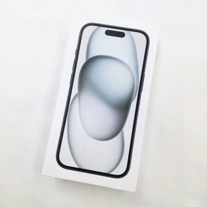 iPhone15 256GB（Ｓランク）