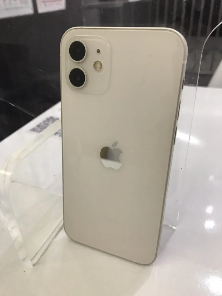 iPhone修理工房 iphone iphone12 買取 新品 査定 買取 査定 川崎 スマホ 故障品 ホワイト docomo キャリア 端末 SIMフリー KDDI 楽天 Softbank 128GB 中古品 黒点 欠け傷 残債 バッテリー サービス 劣化