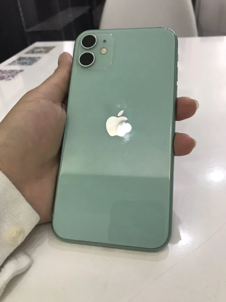 iphone iphone11 買取 新品 未開封 査定 買取 査定 川崎 スマホ 128GB ブルー グラファイト パープル シルバー ホワイト グリーン 残債 分割 綺麗 減額 満足 iPhone修理工房 川崎日航店 日航ホテル 買取 買取クイック docomo Softbank KDDI au 中古品 黒点 傷 カメラモード 写真 レンズ サービス バッテリー 劣化 美品 ケース跡