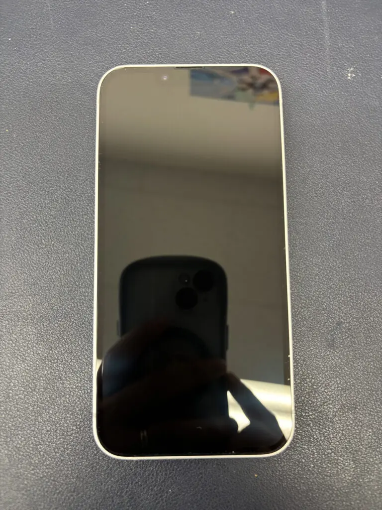 太*吉様 【新品未使用】AppleiPhone16e 128GB ホワイト newstar_iphone16e-white-128gb