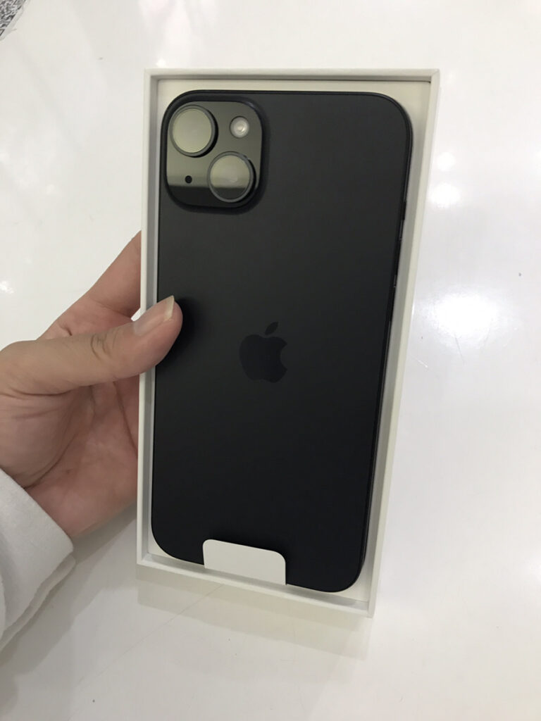 iphone iphone15Plus 買取　新品　未開封　査定　買取　査定　川崎　スマホ　512GB　ブルー　グラファイト　パープル　シルバー　ホワイト　グリーン　　ゴールド　残債　分割　綺麗　減額　満足　iPhone修理工房　川崎日航店　日航ホテル　買取　買取クイック　docomo Softbank　KDDI　au　中古品　黒点　傷　カメラモード　写真　レンズ　サービス　バッテリー　劣化　美品　ケース跡　ジャンク品　背面割れ　液晶割れ　液晶不良　カメラレンズ割れ　黒点多数　もや