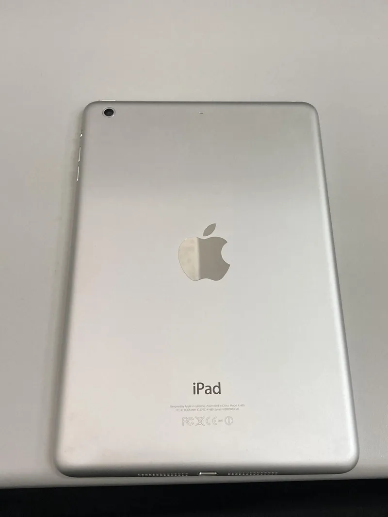 iPad mini2 16GB Wi-Fiモデル 本体のみ