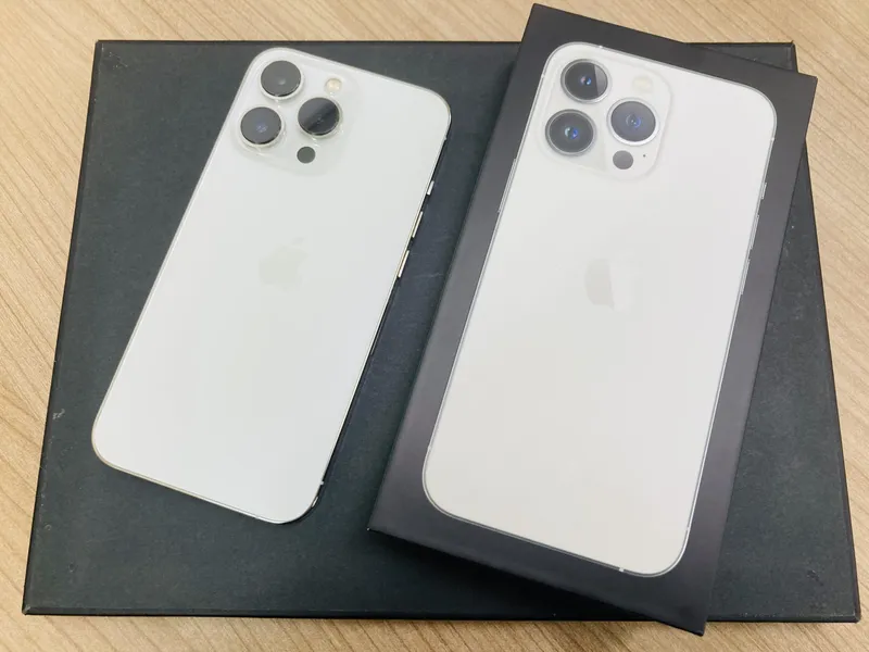 iPhone13Pro 256GB SIMフリー 中古美品