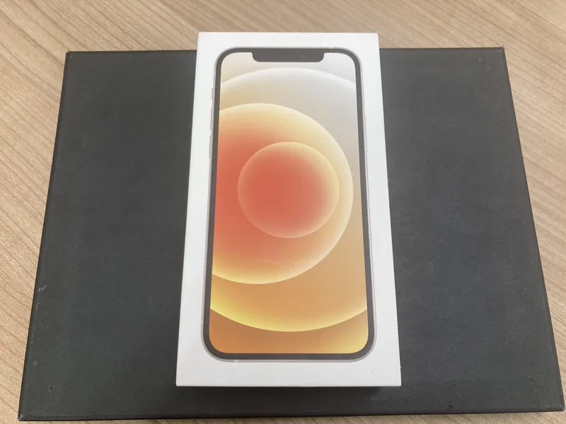 iPhone12 128GB SIMフリー 中古美品