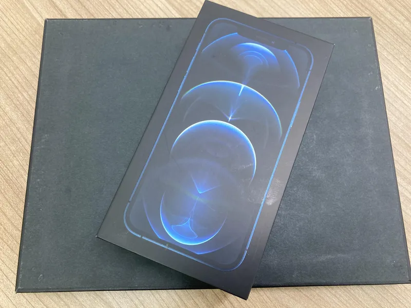 iPhone12Pro 128GB ソフトバンク△ SIMロック解除済み 中古美品