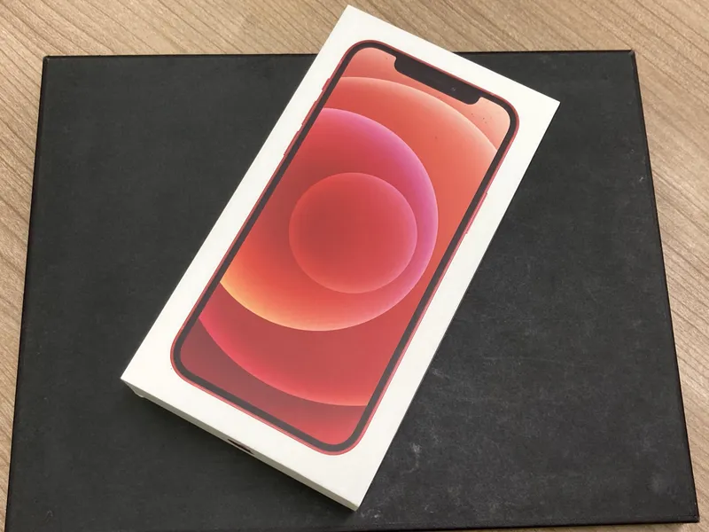 iPhone12 64GB SIMロック解除済み 左上液晶画面漏れ 中古