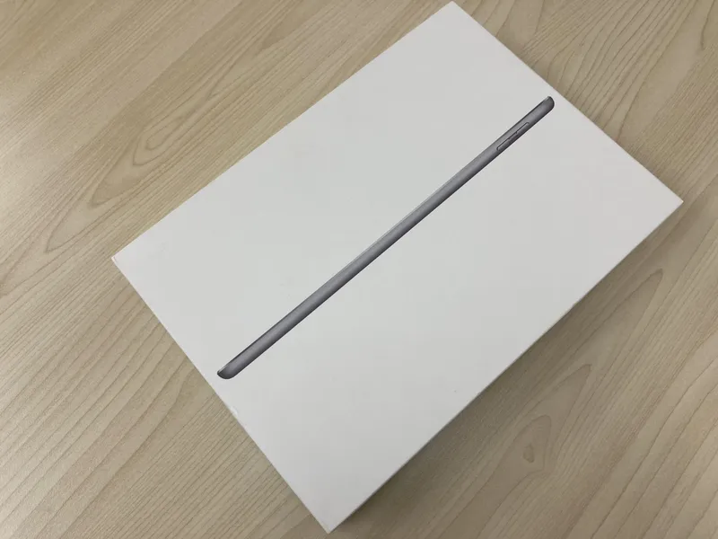 iPad 第6世代Wi-Fi＋セルラー au × 中古品【所沢店】