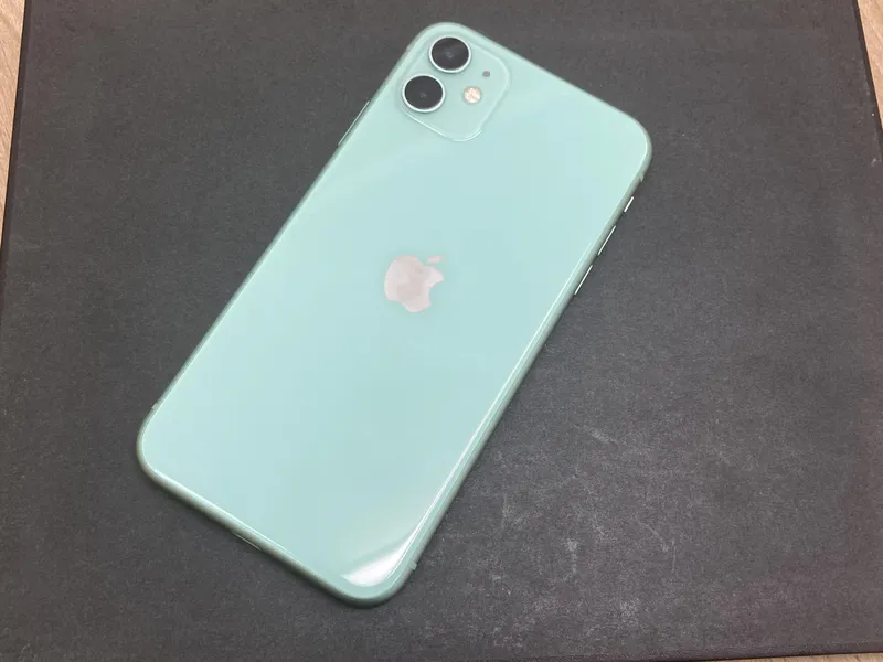 iPhone11 128GB ドコモ〇 中古美品【所沢店】