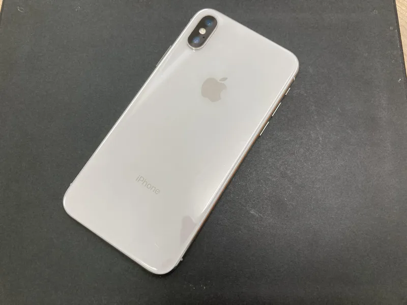iPhoneX 64GB ドコモ〇 中古品【所沢店】