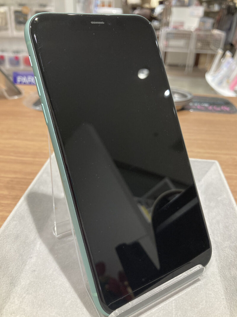 iPhone 11