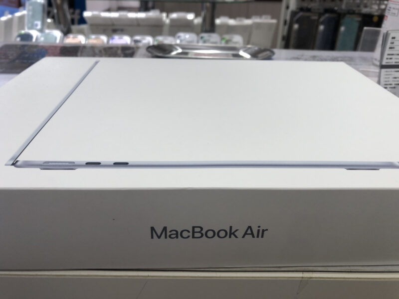 MacBook Air13インチ 2025 512GB【COCO東急プラザ蒲田店】