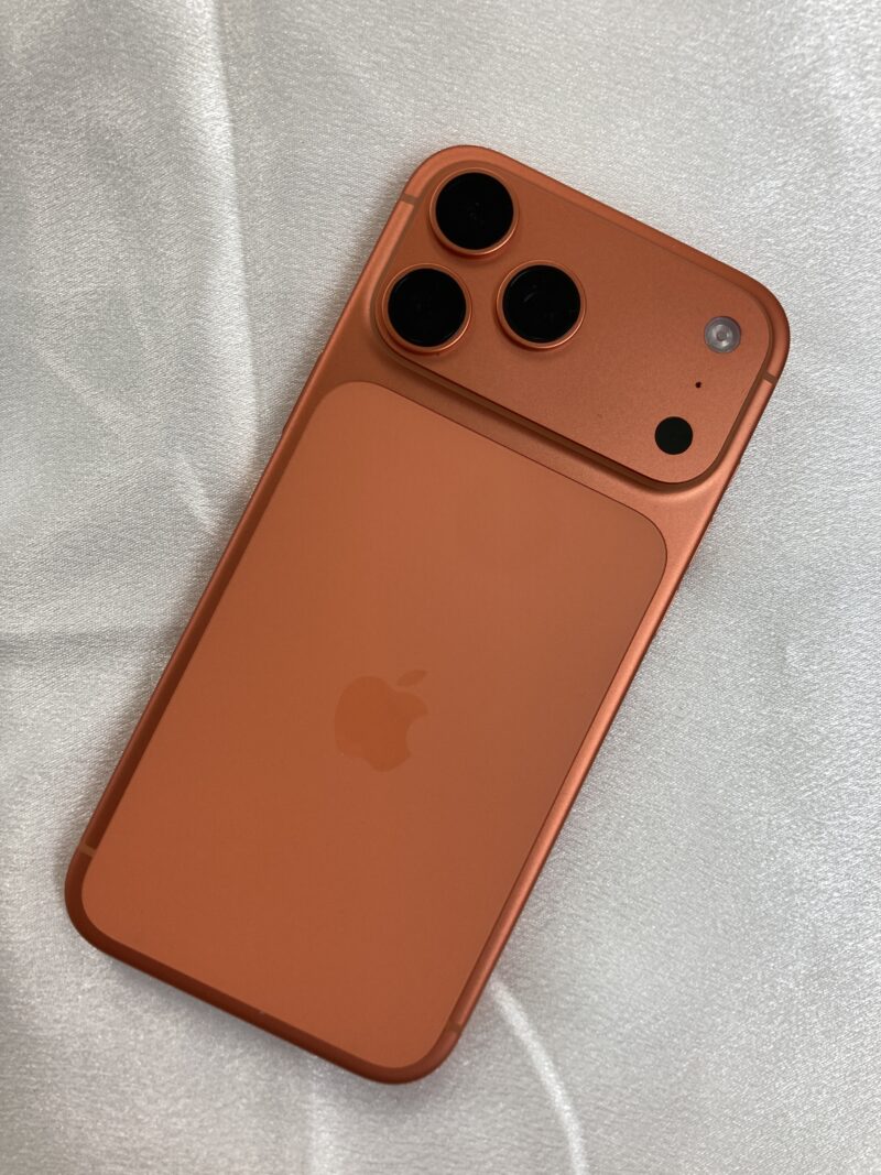 iPhone 17 Pro Max 256GB コスミックオレンジ KDDI △ 中古 【八王子店】